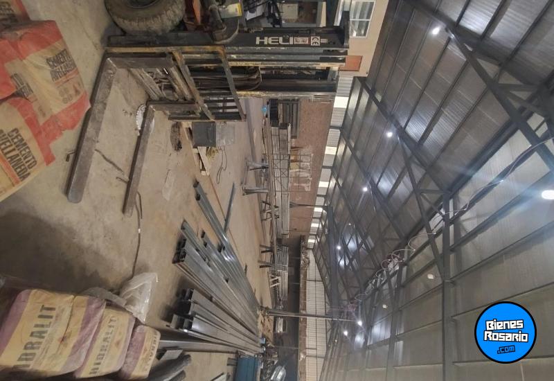 Galpones / Depósitos - Rosario - Venta