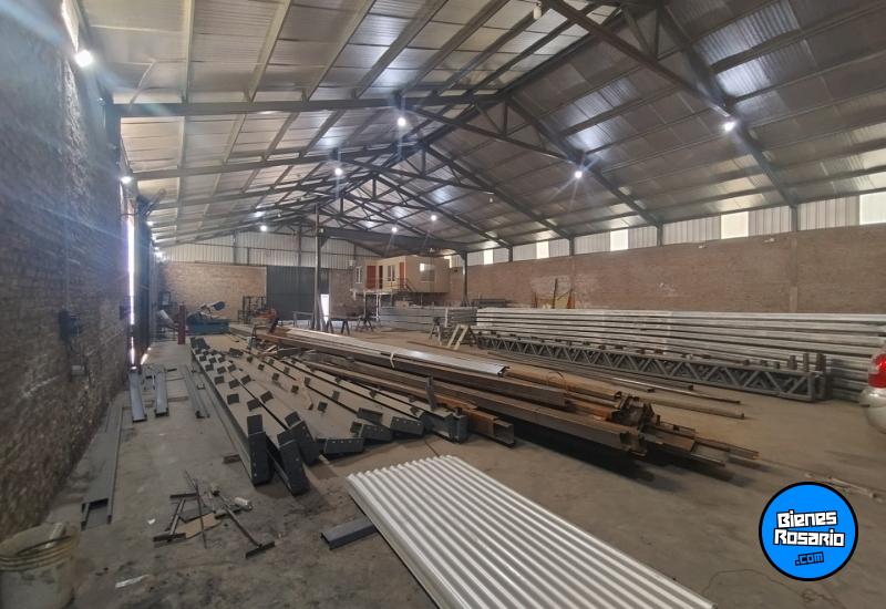 Galpones / Depósitos - Rosario - Venta