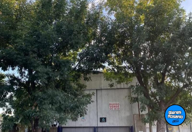 Galpones / Depósitos - Puerto General San Martin - Venta