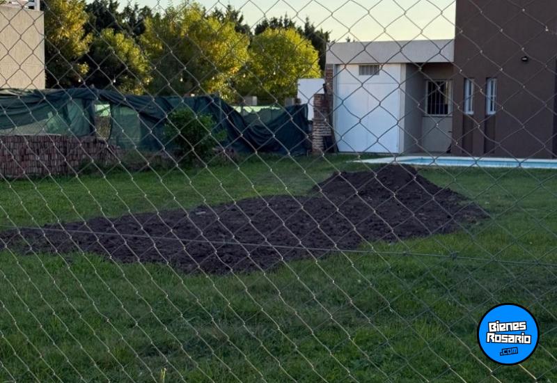 Casas - Funes -  Alquiler