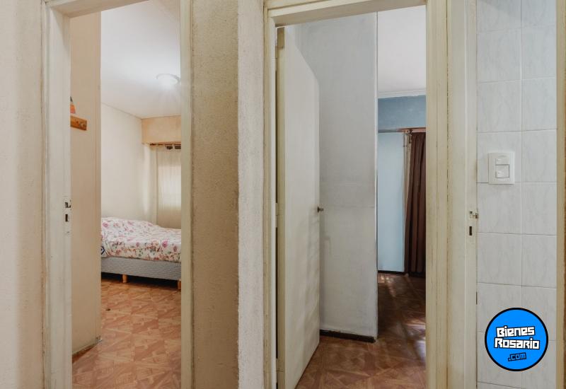 Departamentos de pasillo - Rosario - Venta
