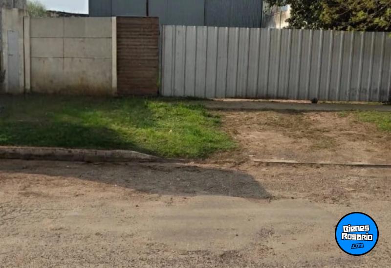 Galpones / Depósitos - Oliveros - Venta