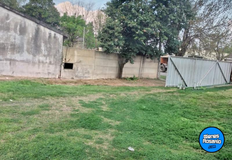 Galpones / Depósitos - Oliveros - Venta