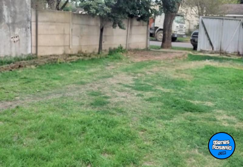 Galpones / Depósitos - Oliveros - Venta