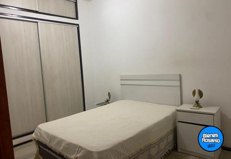 Casas - Rosario -  Alquiler