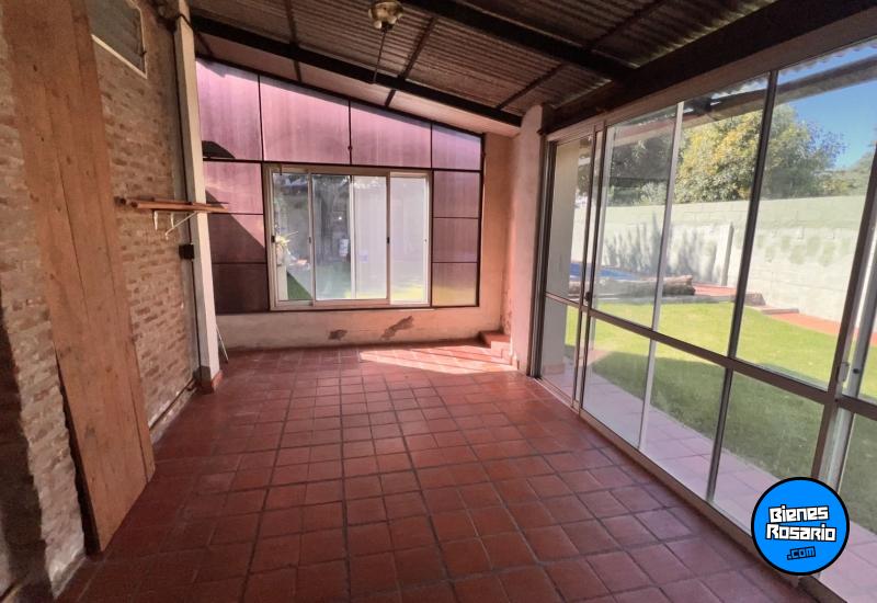 Casas - Funes -  Alquiler