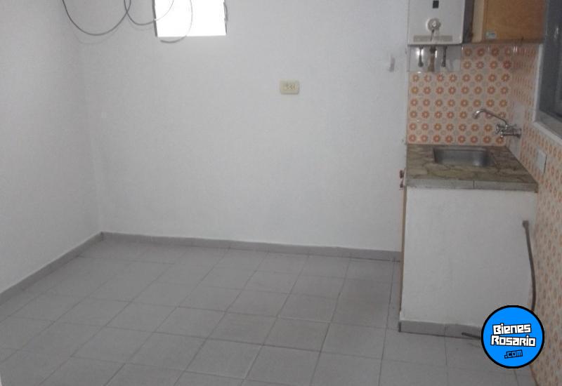 Departamentos de pasillo - Rosario - Venta