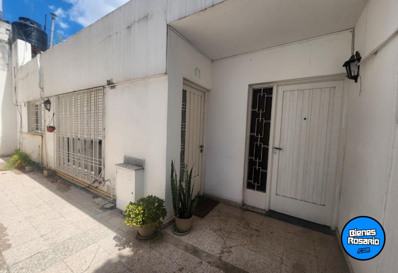 Departamentos de pasillo - Rosario - Venta