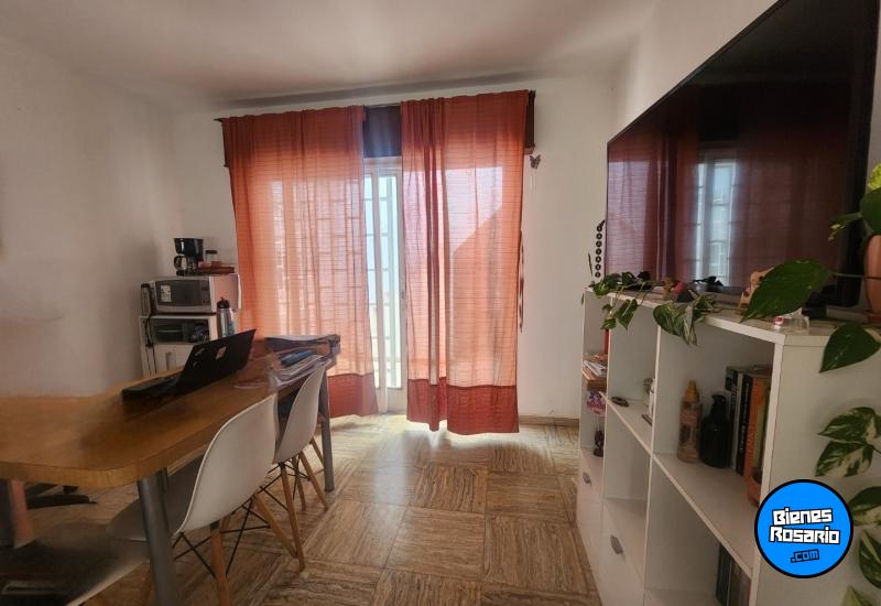 Departamentos de pasillo - Rosario - Venta