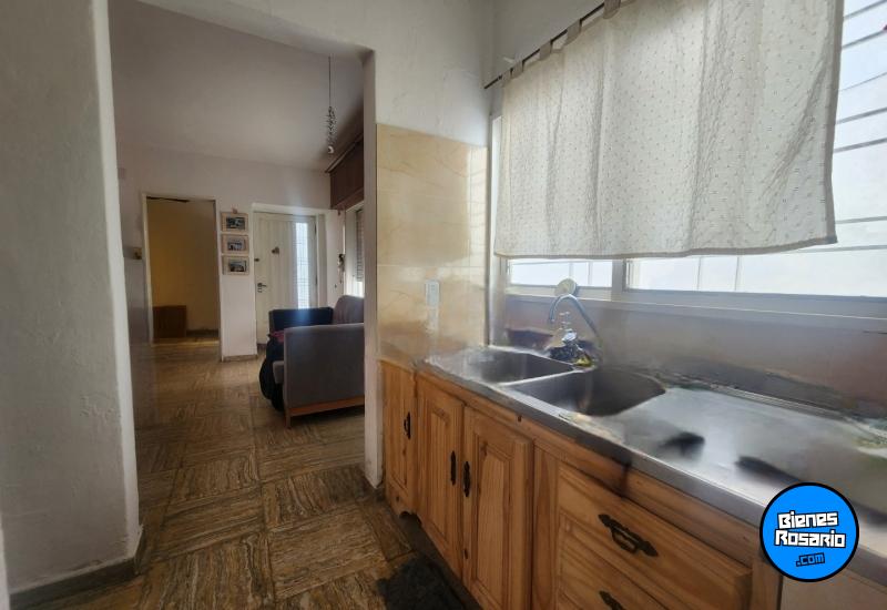 Departamentos de pasillo - Rosario - Venta