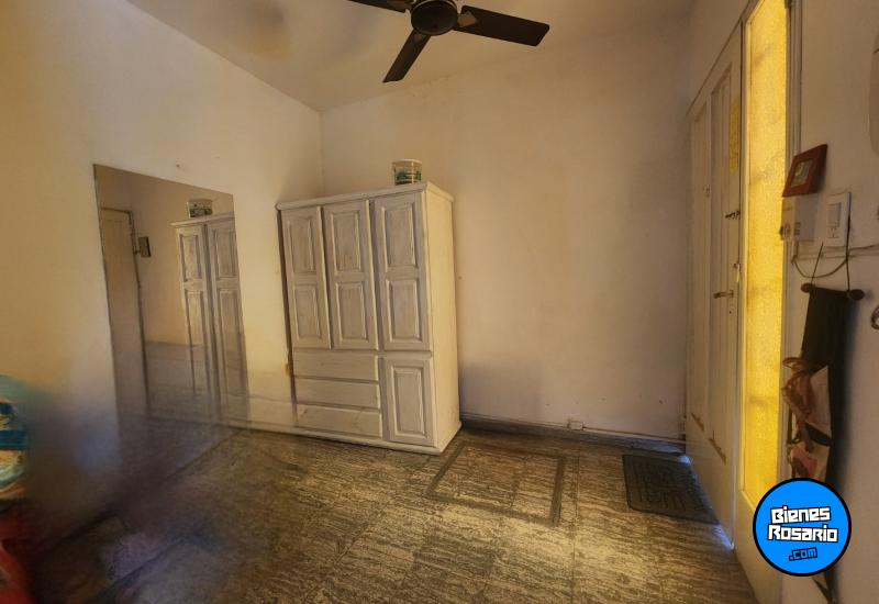 Departamentos de pasillo - Rosario - Venta