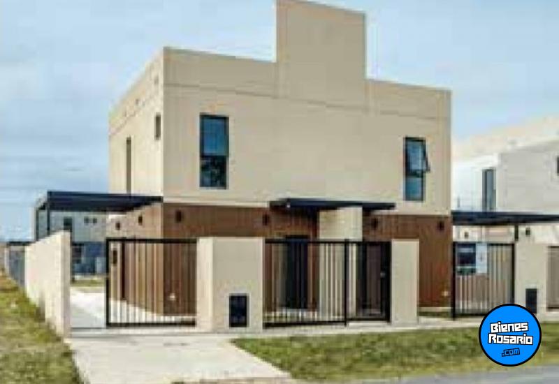 Casas - Funes - Venta