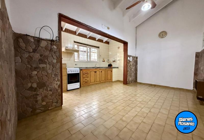 Casas - Rosario -  Alquiler