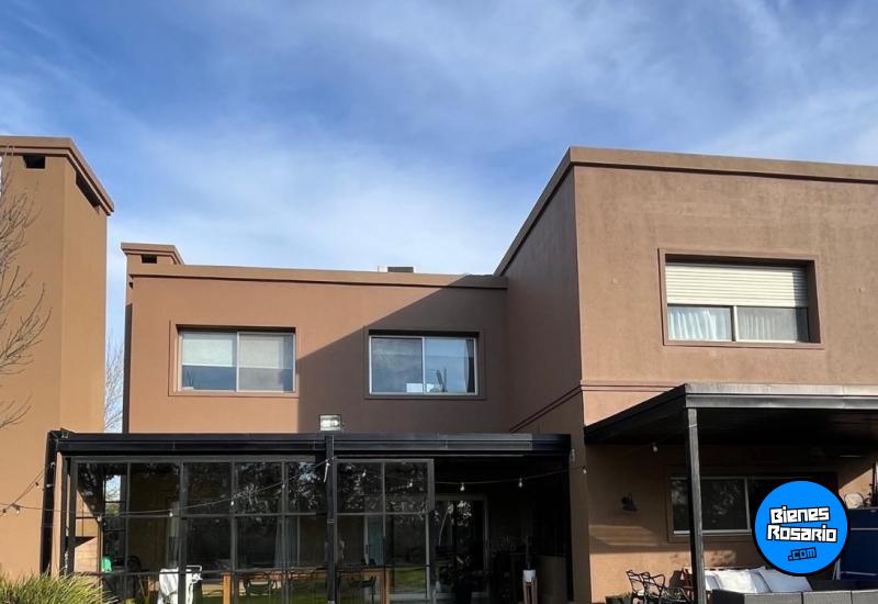 Casas - Funes - Venta