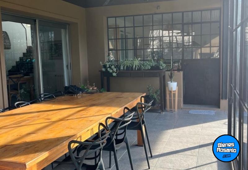 Casas - Funes - Venta