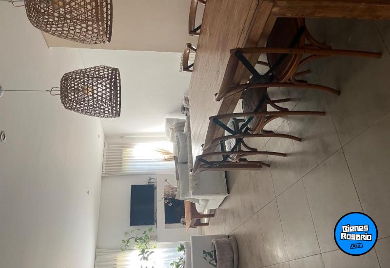 Casas - Funes - Venta