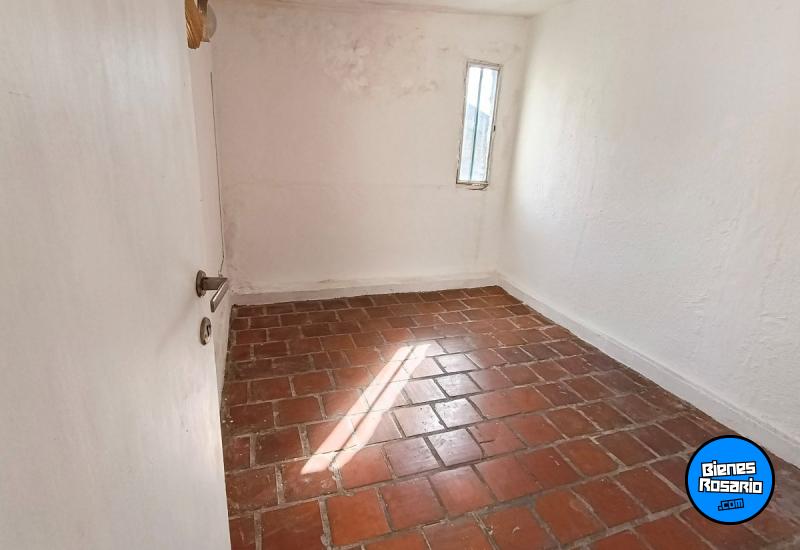 Departamentos de pasillo - Rosario - Venta