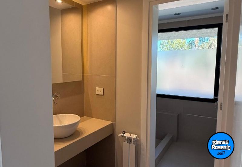 Casas - Funes - Venta