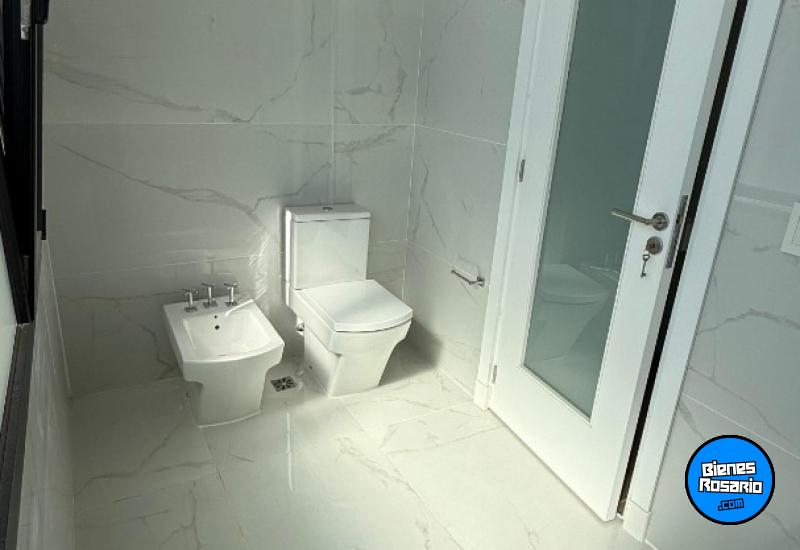 Casas - Funes - Venta