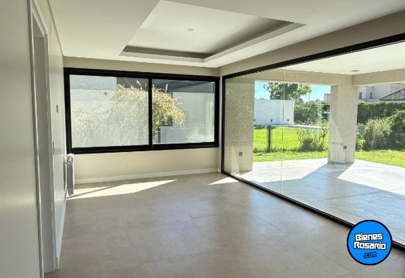 Casas - Funes - Venta