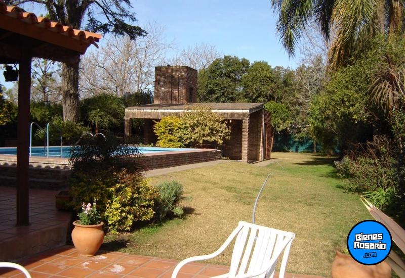 Casas - Funes -  Alquiler