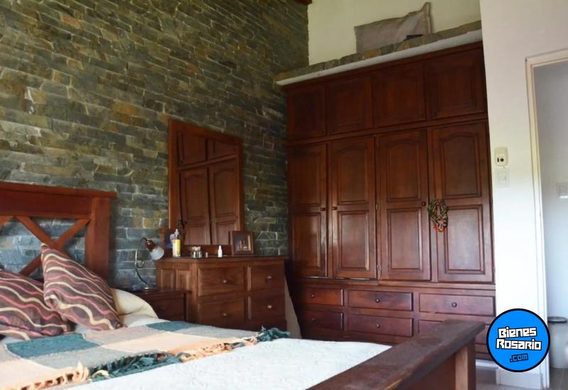 Casas - Funes - Venta