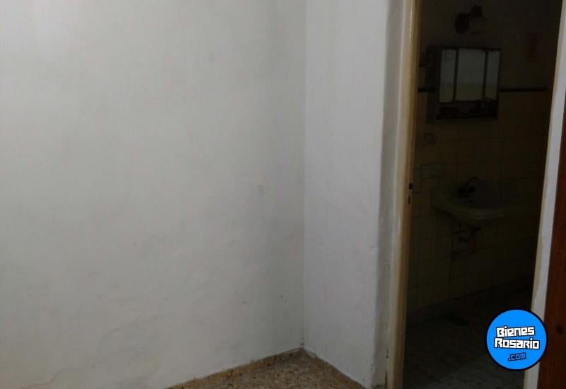 Departamentos de pasillo - Rosario - Venta