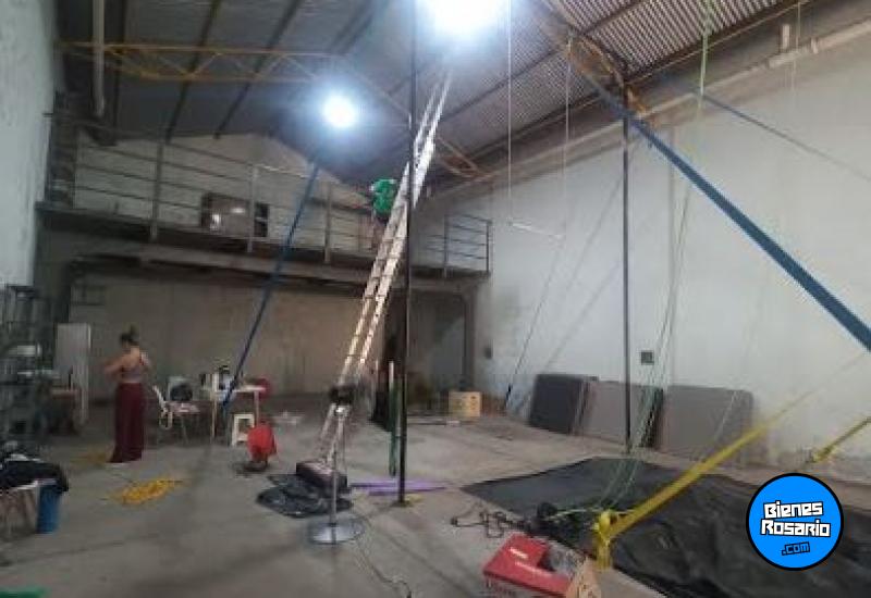 Galpones / Depósitos - Rosario -  Alquiler
