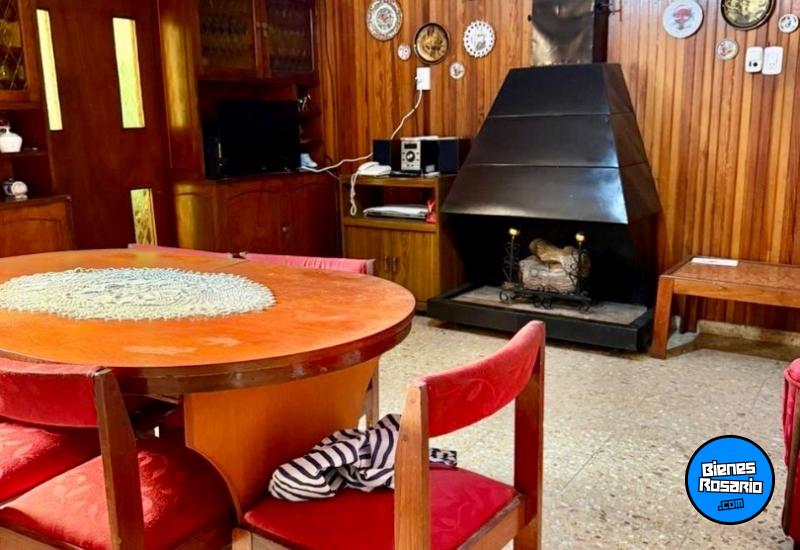 Casas - Rosario -  Alquiler