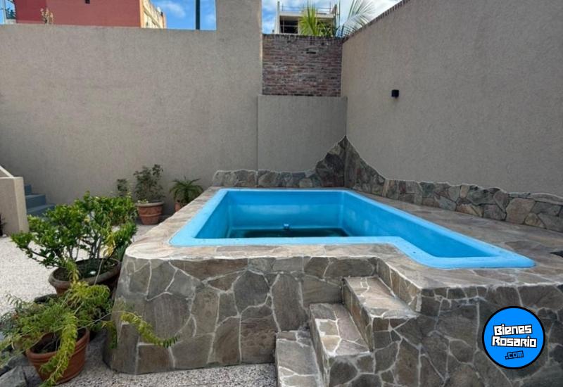 Casas - Rosario -  Alquiler