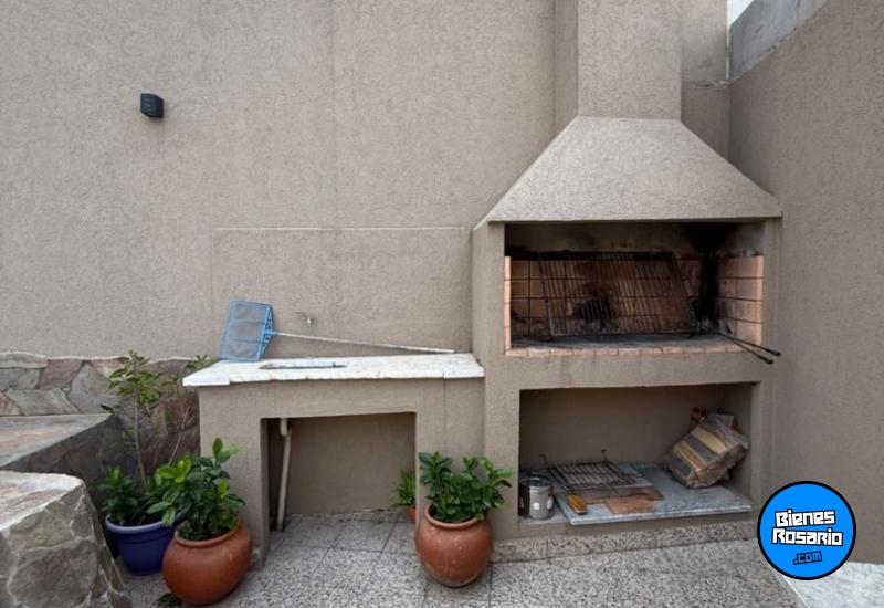 Casas - Rosario -  Alquiler