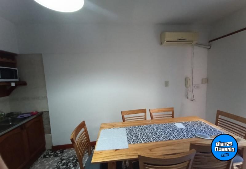 Casas - Rosario -  Alquiler