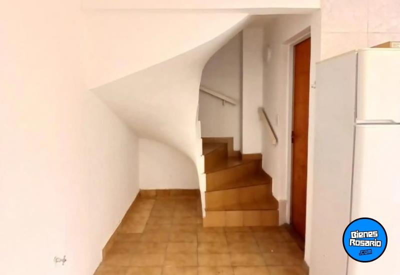 Departamentos de pasillo - Rosario - Venta
