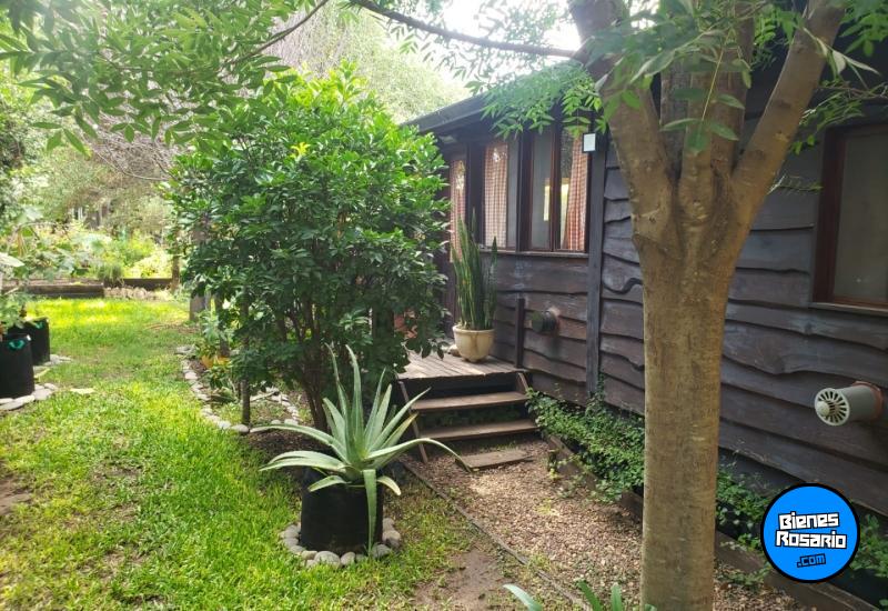 Casas - Funes -  Alquiler