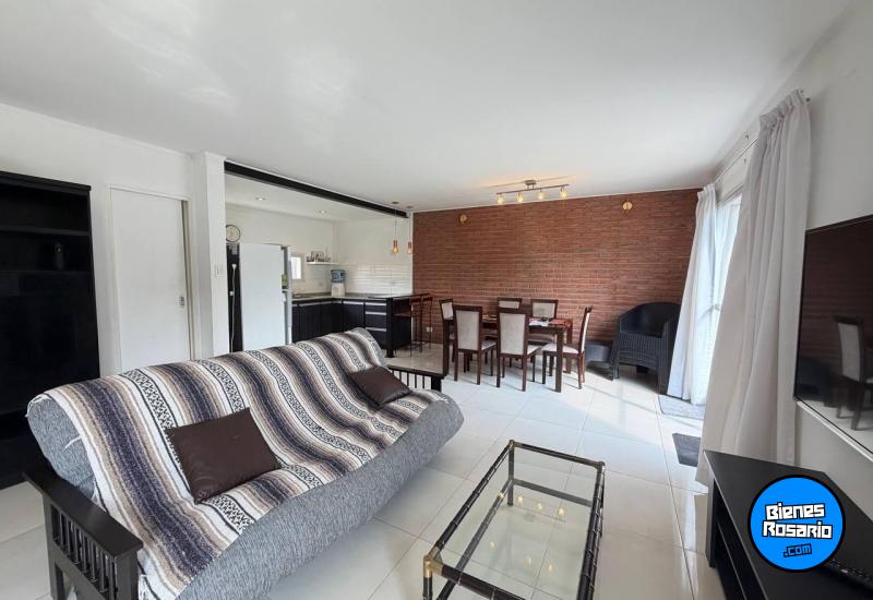 Casas - Rosario -  Alquiler