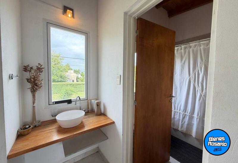 Casas - Rosario -  Alquiler