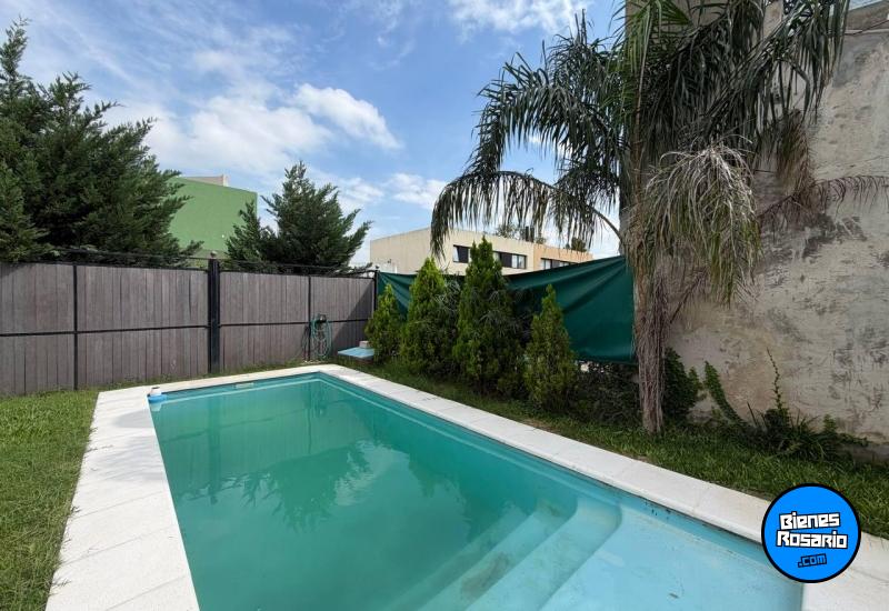 Casas - Rosario -  Alquiler