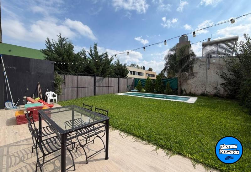 Casas - Rosario -  Alquiler