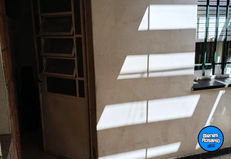 Departamentos de pasillo - Rosario - Venta