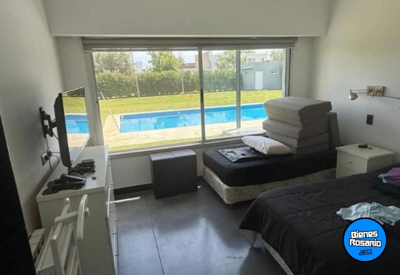 Casas - Funes - Venta