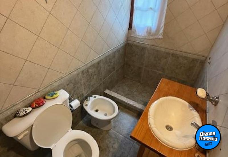 Casas - Rosario -  Alquiler