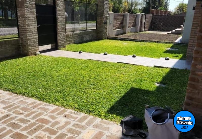 Casas - Funes - Venta