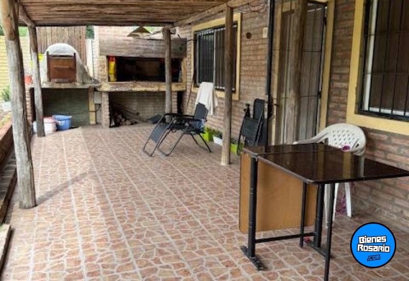Casas - Funes - Venta
