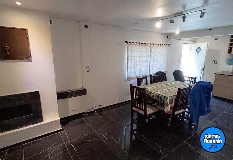 Casas - Rosario -  Alquiler