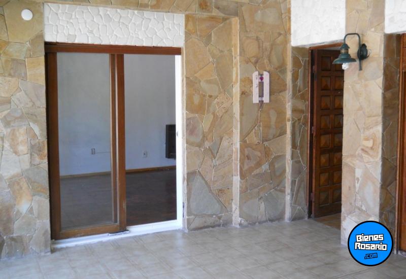 Casas - Rosario -  Alquiler