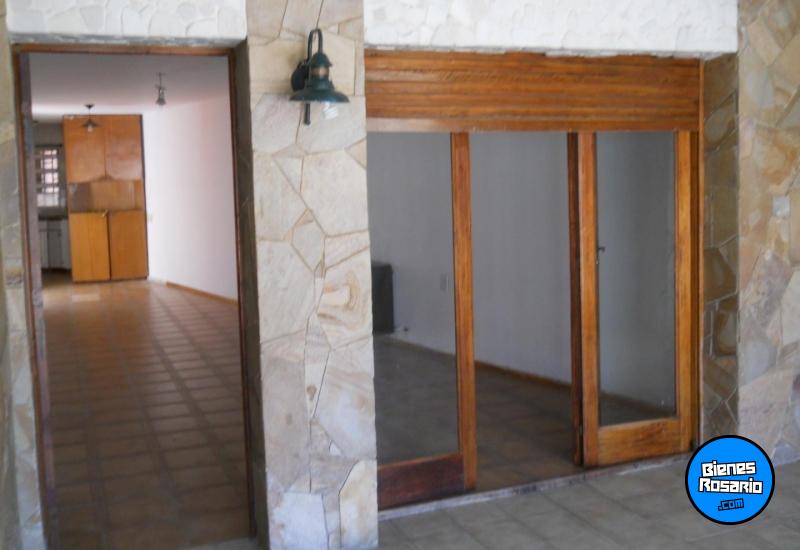 Casas - Rosario -  Alquiler