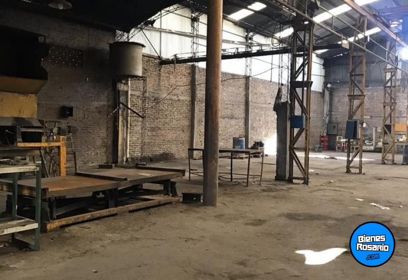 Galpones / Depósitos - Rosario - Venta