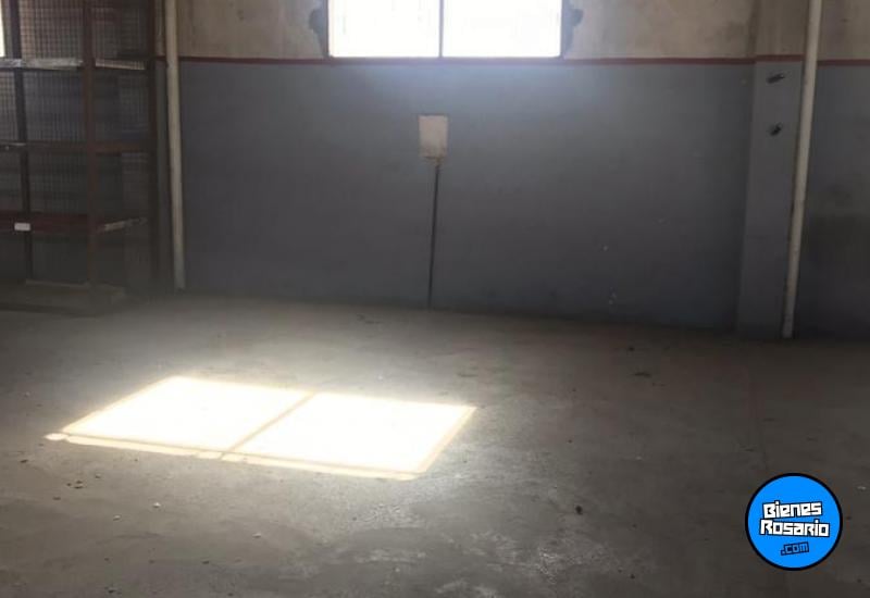 Galpones / Depósitos - Rosario - Venta