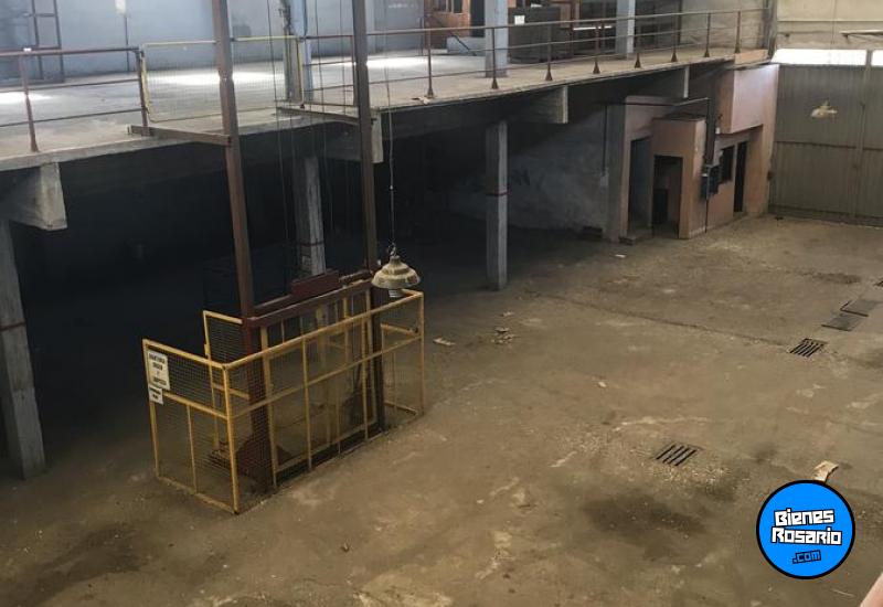 Galpones / Depósitos - Rosario - Venta