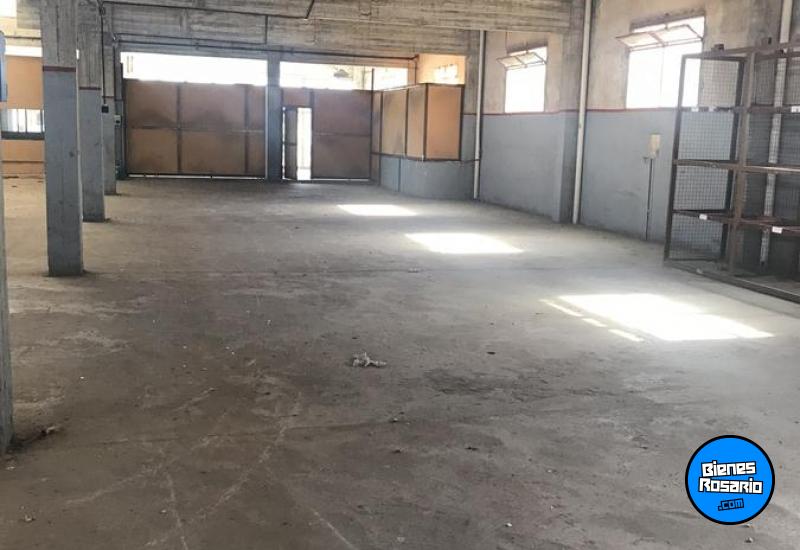 Galpones / Depósitos - Rosario - Venta